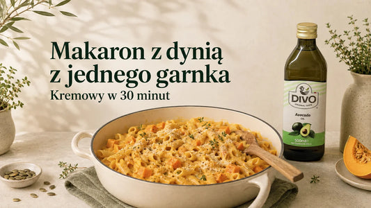 Kremowy makaron z dynią z jednego garnka obok oleju z awokado DIVO.